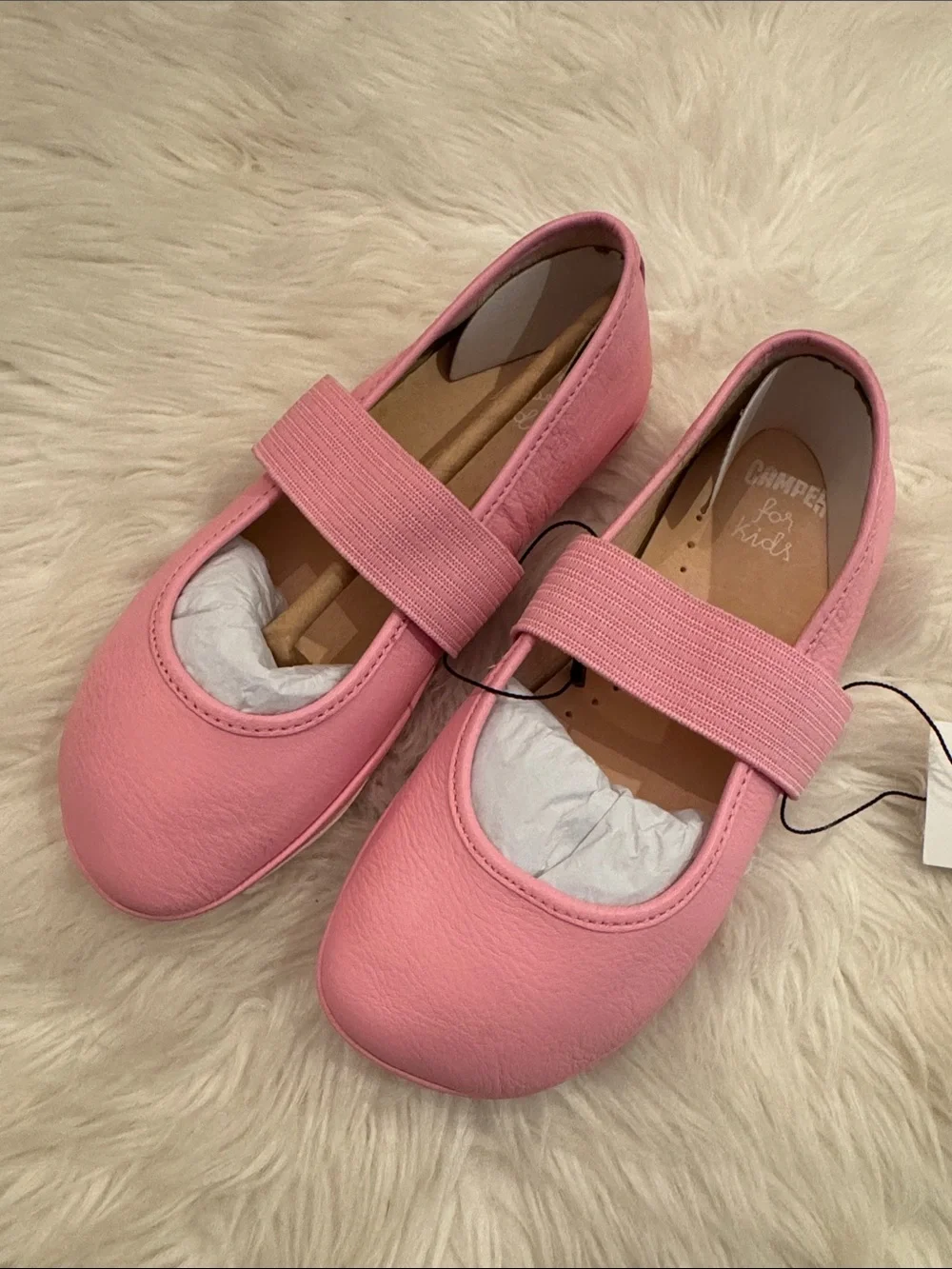 NWT Size 1 Camper Shoes Pink Sella Bombon Mary Jane Shoes with Elastic Strap!